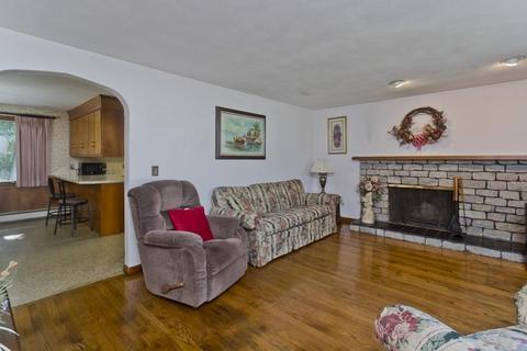 1057 Granby Rd, Chicopee, MA 01020 photo 9