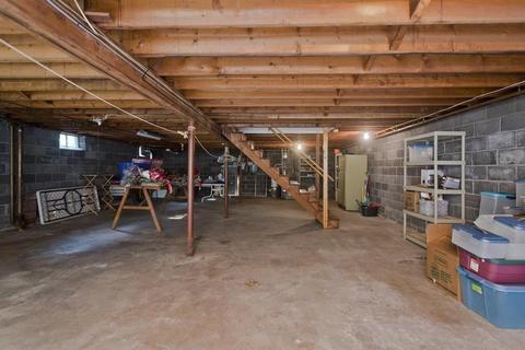 1057 Granby Rd, Chicopee, MA 01020 photo 15