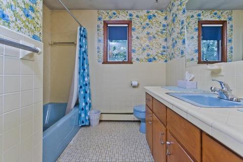 1057 Granby Rd, Chicopee, MA 01020 photo 14