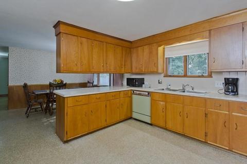 1057 Granby Rd, Chicopee, MA 01020 photo 5