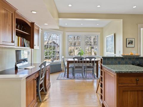 22 Cushing Rd, Wellesley, MA 02481 photo 17