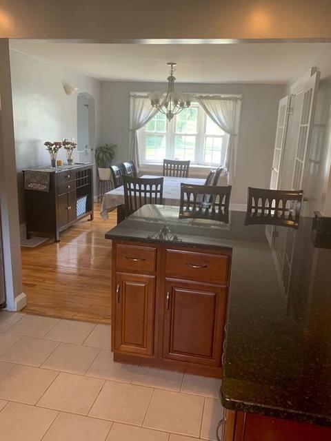 239 Windemere St, Springfield, MA 01104 photo 12