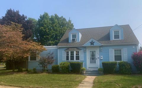 239 Windemere St, Springfield, MA 01104 photo 1