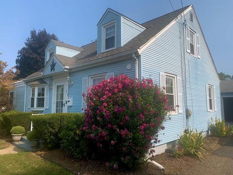 239 Windemere St, Springfield, MA 01104 photo 4