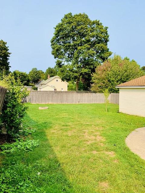 432 New Boston Rd, Fall River, MA 02720 photo 2