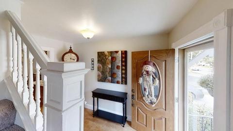 54 Eureka St, Worcester, MA 01603 photo 4