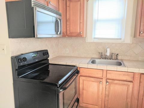 359 Prospect St, Fall River, MA 02720 photo 9