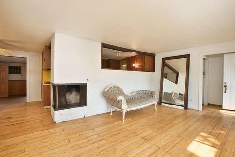 17 Ridge Hill Rd, Canton, MA 02021 photo 2