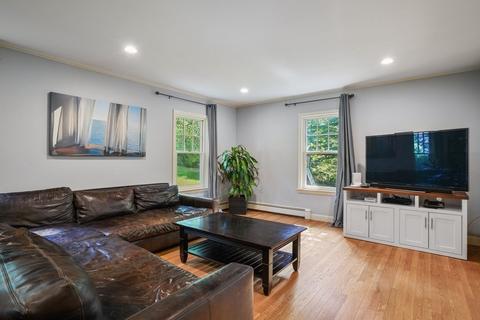 18 Windsor Rd, Dover, MA 02030 photo 14