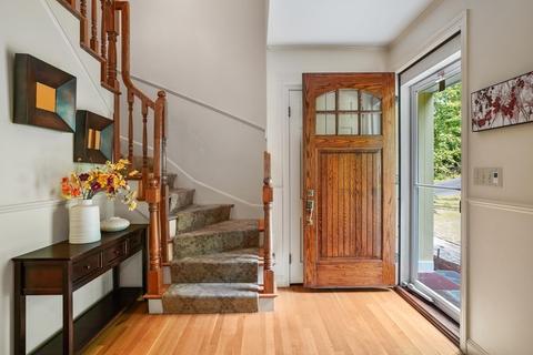 18 Windsor Rd, Dover, MA 02030 photo 7