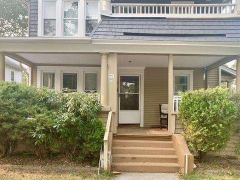 76 Somerset St, Springfield, MA 01108 photo 2
