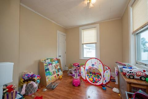 96 Dwight St, Chicopee, MA 01013 photo 11