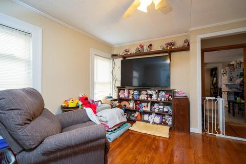 96 Dwight St, Chicopee, MA 01013 photo 16