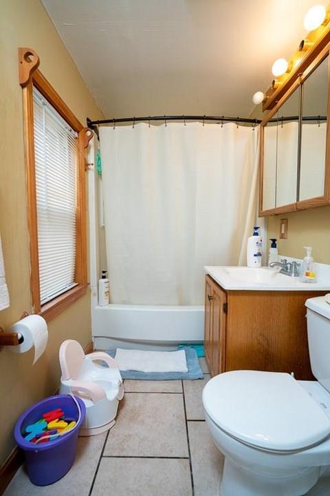 96 Dwight St, Chicopee, MA 01013 photo 21