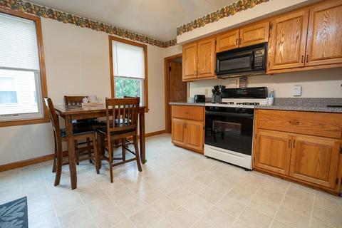 96 Dwight St, Chicopee, MA 01013 photo 8