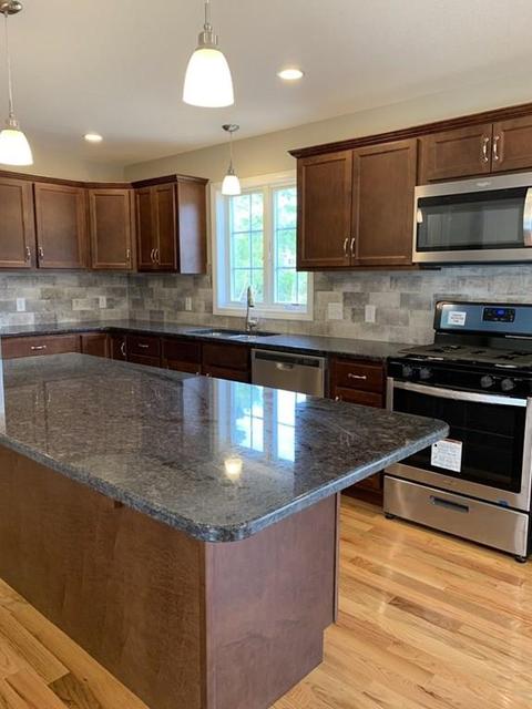 55 Delaware Ave, Springfield, MA 01119 photo 4