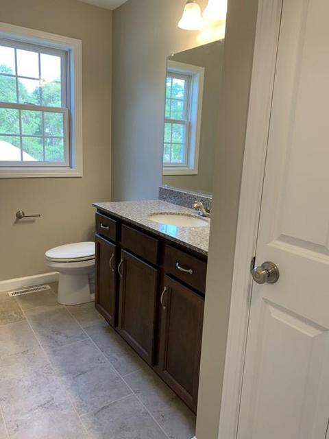 55 Delaware Ave, Springfield, MA 01119 photo 7