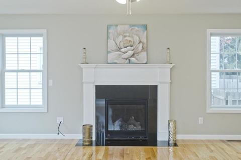 281 Gilbert Ave, Springfield, MA 01119 photo 10