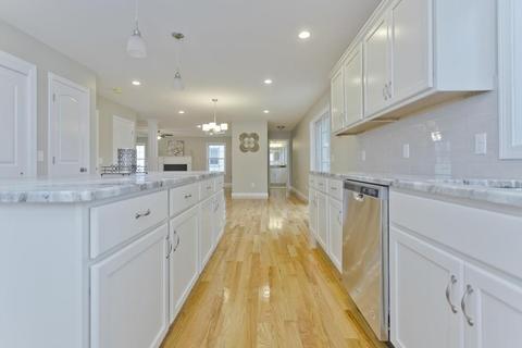 281 Gilbert Ave, Springfield, MA 01119 photo 7