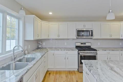 281 Gilbert Ave, Springfield, MA 01119 photo 2