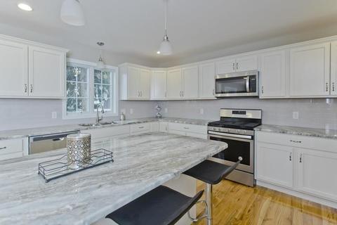 281 Gilbert Ave, Springfield, MA 01119 photo 4