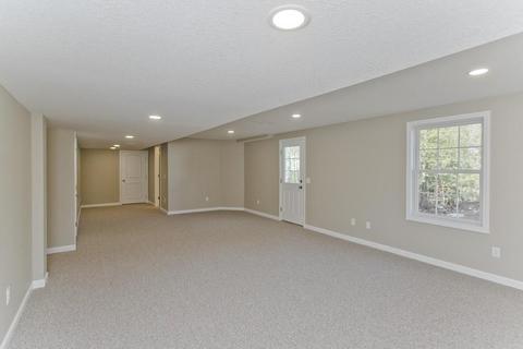 176 Barrington Dr, Springfield, MA 01129 photo 32