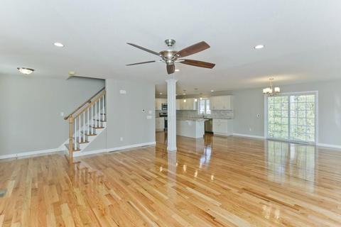 176 Barrington Dr, Springfield, MA 01129 photo 13