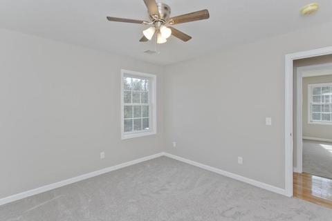 176 Barrington Dr, Springfield, MA 01129 photo 22