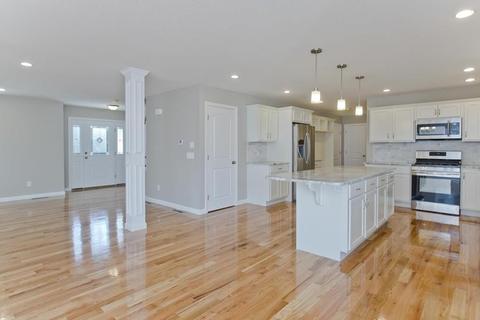 176 Barrington Dr, Springfield, MA 01129 photo 9