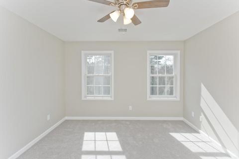 176 Barrington Dr, Springfield, MA 01129 photo 21