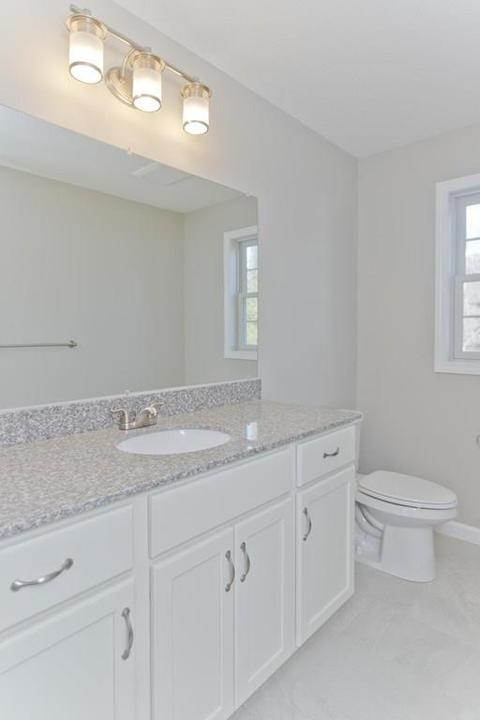176 Barrington Dr, Springfield, MA 01129 photo 16