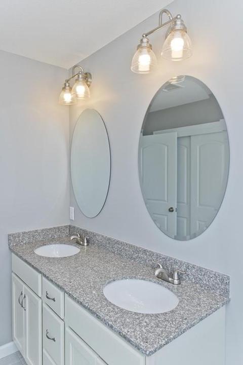 176 Barrington Dr, Springfield, MA 01129 photo 29