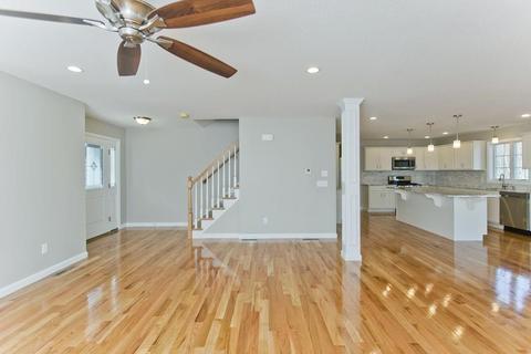 176 Barrington Dr, Springfield, MA 01129 photo 14