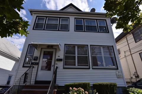 31 Rich St, Everett, MA 02149 photo 2