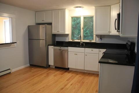 35 Vincent Cir, Worcester, MA 01604 photo 9