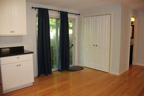 35 Vincent Cir, Worcester, MA 01604 photo 10