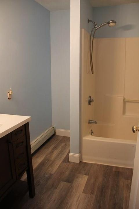 35 Vincent Cir, Worcester, MA 01604 photo 14