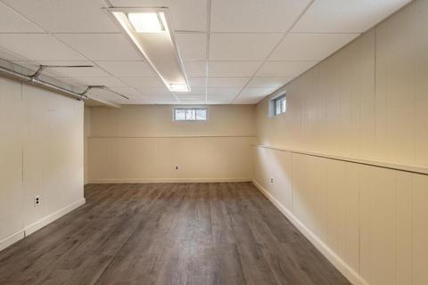 32 Forest St, Wakefield, MA 01880 photo 23