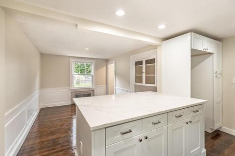 32 Forest St, Wakefield, MA 01880 photo 13