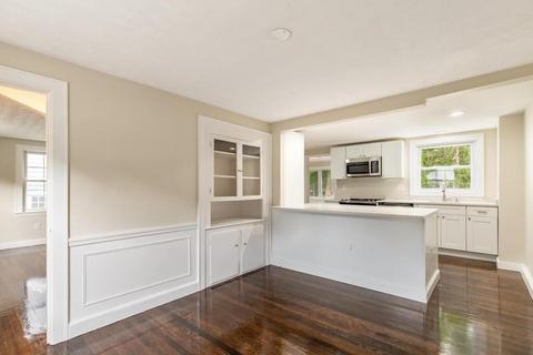 32 Forest St, Wakefield, MA 01880 photo 9