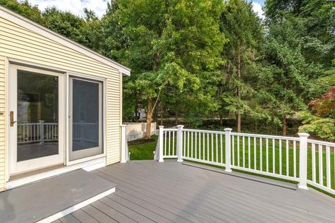 32 Forest St, Wakefield, MA 01880 photo 26
