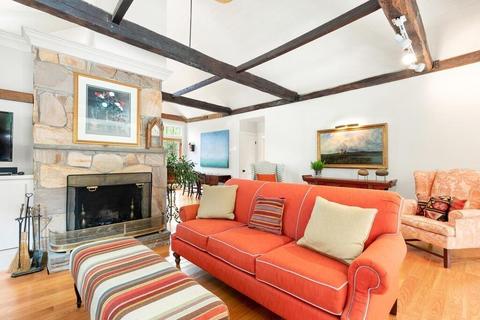 189 Hillside St, Milton, MA 02186 photo 18