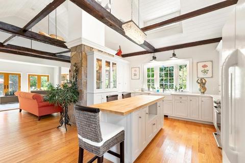 189 Hillside St, Milton, MA 02186 photo 23