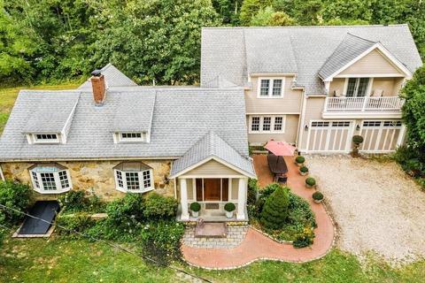 189 Hillside St, Milton, MA 02186 photo 4