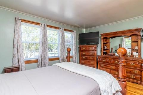 309 Albert St, Fall River, MA 02721 photo 14