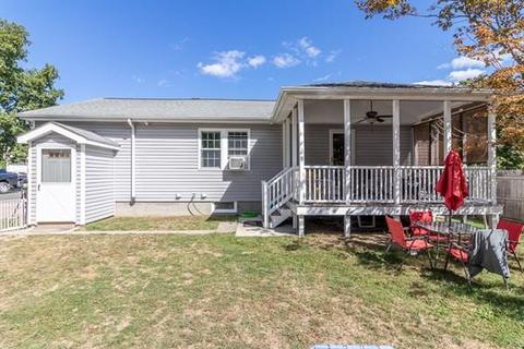 309 Albert St, Fall River, MA 02721 photo 31