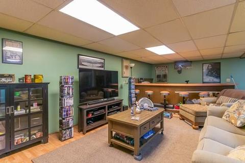 309 Albert St, Fall River, MA 02721 photo 22