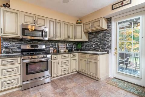 309 Albert St, Fall River, MA 02721 photo 11