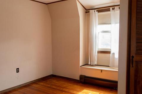1316 Locust St, Fall River, MA 02723 photo 5