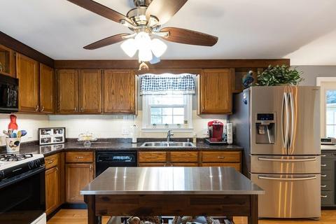 26 Butternut Cir, Barnstable, MA 02635 photo 3